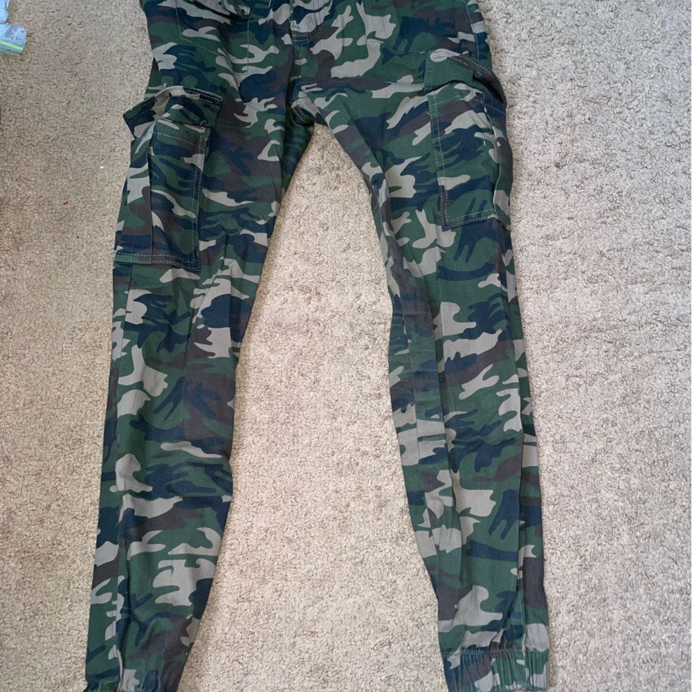 Camo pants
